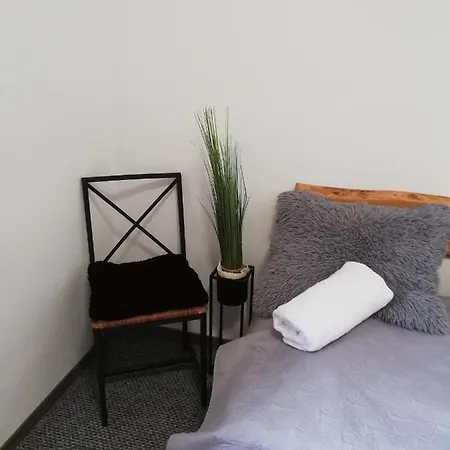 Amur Vendeghaz Гардонь