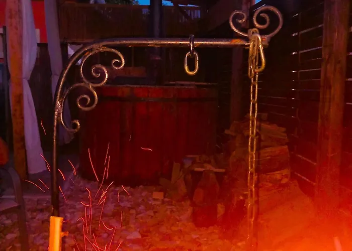 Amur Vendeghaz * Gárdony